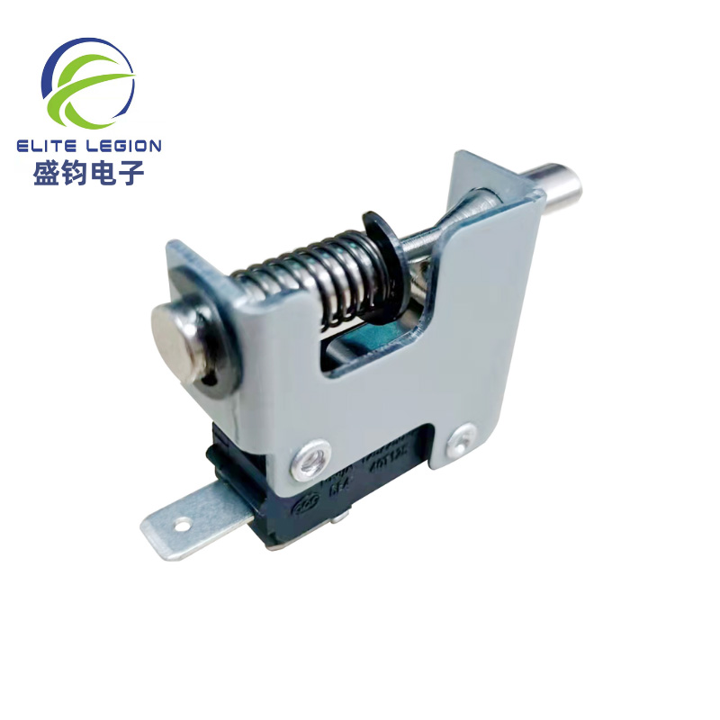 Kan alkohol bruges til at rengøre ovndørens tryk på mikrokontakten?